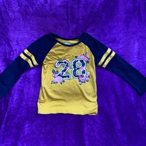 Girls tee shirt. Size 4t.